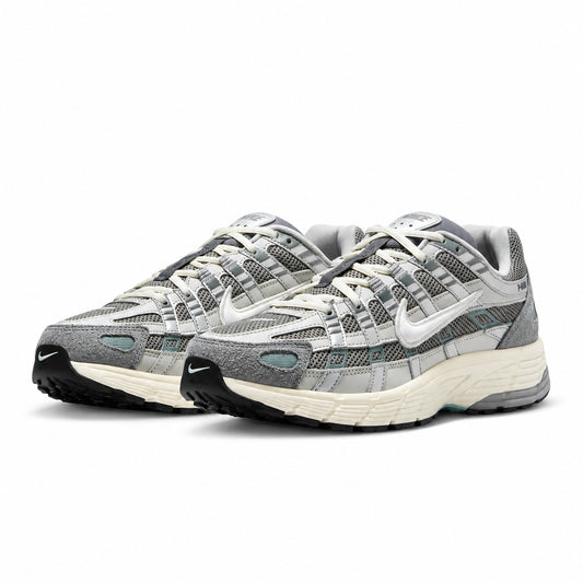 Nike P-6000 SPNT FN7509-029 – Argento