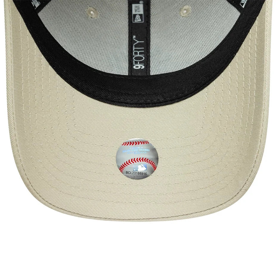 New Era 9FORTY New York Yankees MLB League Essential Cappellino da Baseball Unisex con Visiera in Cotone Crema Cream Taglia Unica 60915916