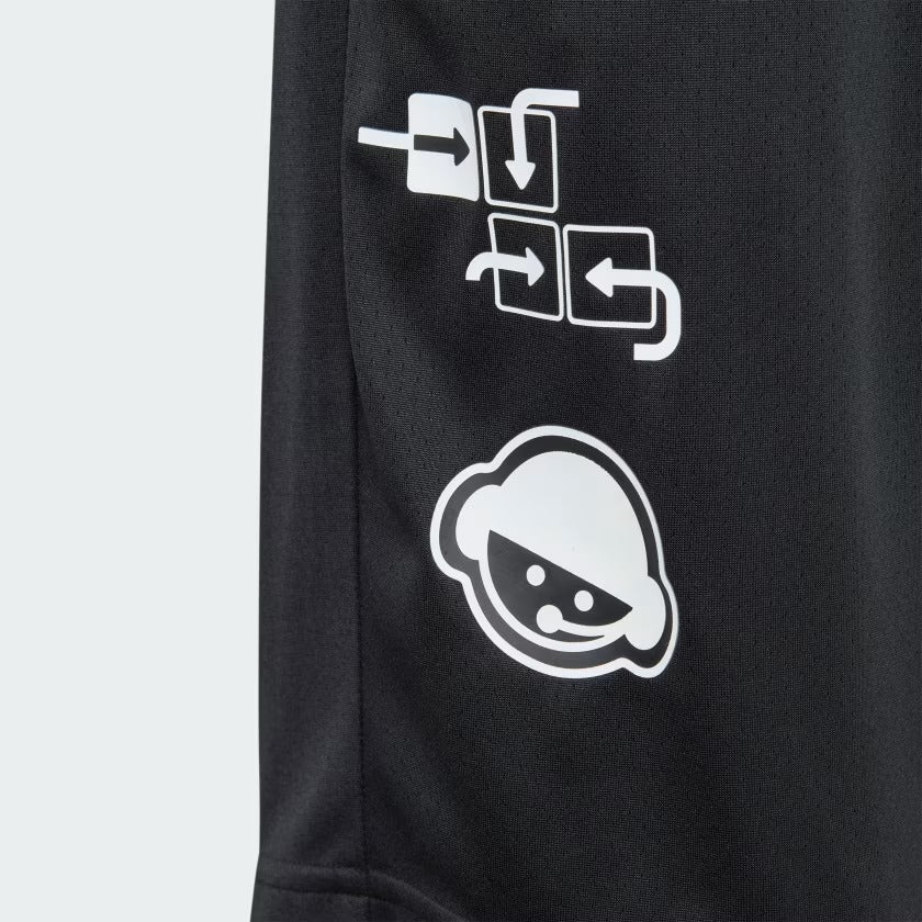 ADI J BLUV SHORT BLACK/WHITE IN1916