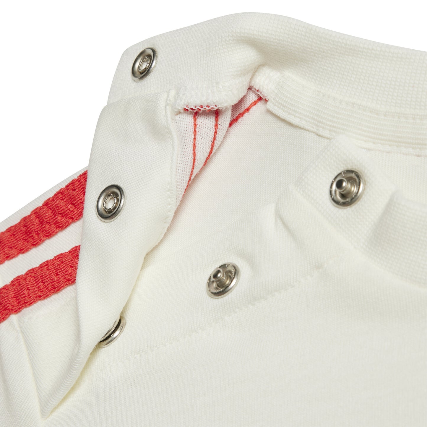 ADI I DY MM T OWHITE/BRIRED/MULTCO IN7280