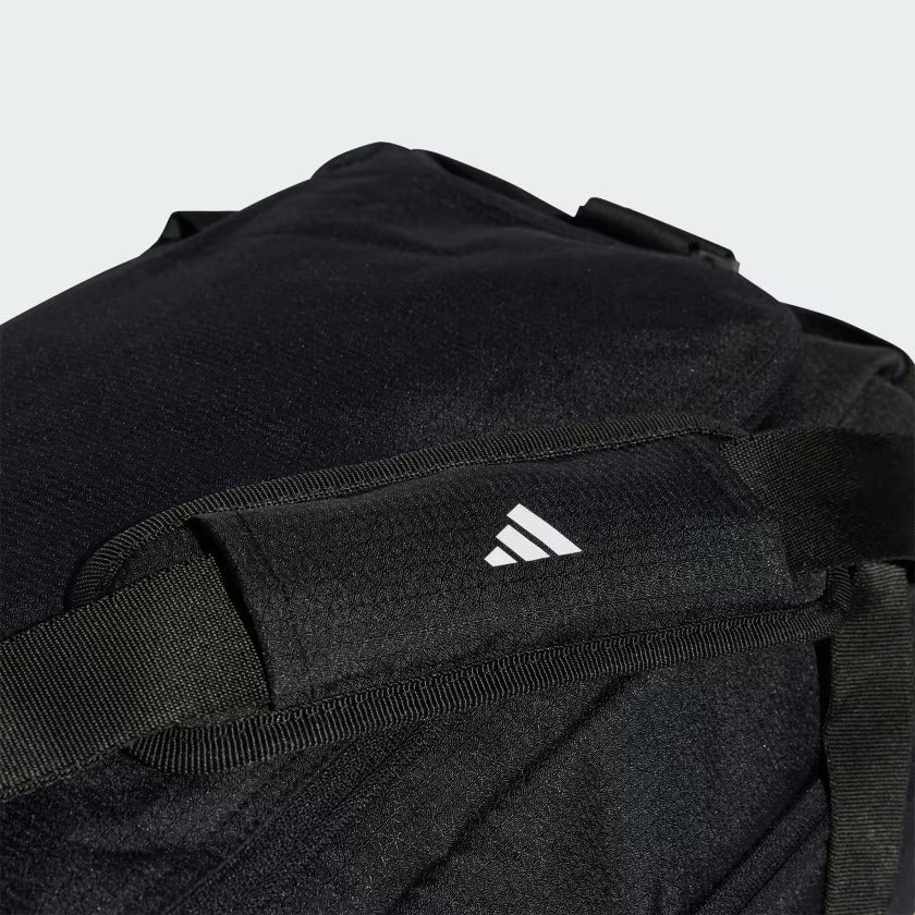 ADI TR DUFFLE M BLACK/WHITE IP9863