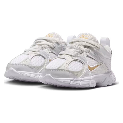 NIKE V5 RUNNER WHITE/METALLIC GOLD-METALLIC SILVER HQ6413-104