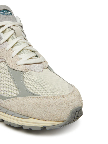 NEW BALANCE 2002 sneakers M2002REK