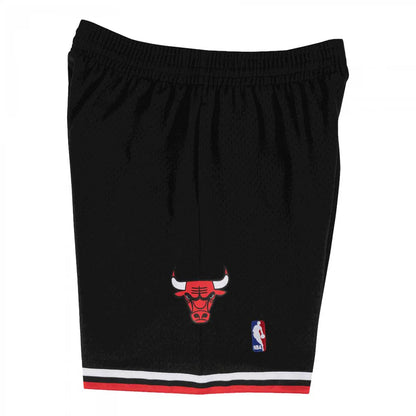 Mitchell & Ness NBA ALTERNATE SWINGMAN SHORTS BULLS 97-98 SMSHAC18023-CBUBLCK97