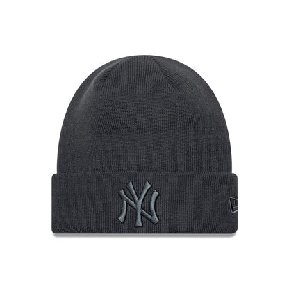 New Era New York Yankees League Essential Beanie Berretto Invernale Unisex in Acrilico Grigio Grey Taglia Unica 60915760