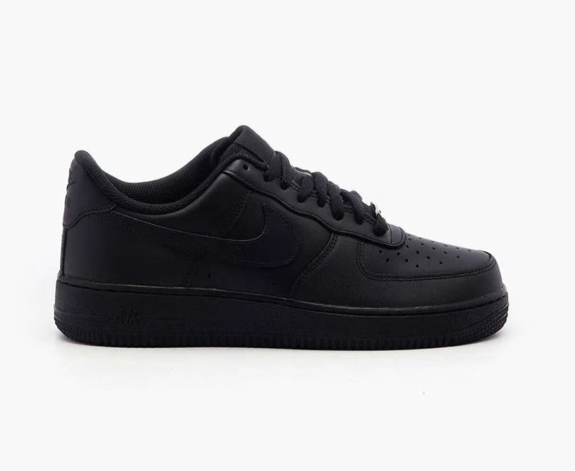 Nike AIR FORCE 1 '07 scarpe in pelle total black uomo nero CW2288-001
