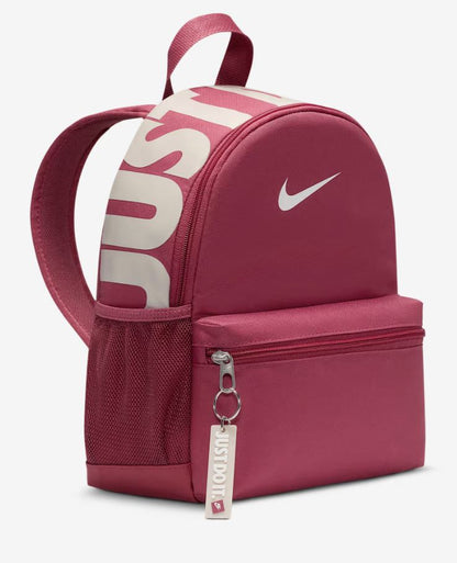 NIKE BRASILIA JDI SWEET BEET/PLATINUM VIOLET/SUMMIT WHITE DR6091-634