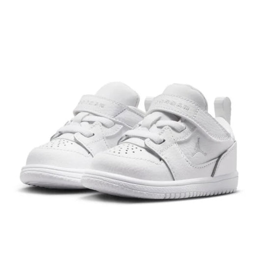 Jordan JORDAN COURT CONNECT LOW TD WHITE/PURE PLATINUM IQ6047-100
