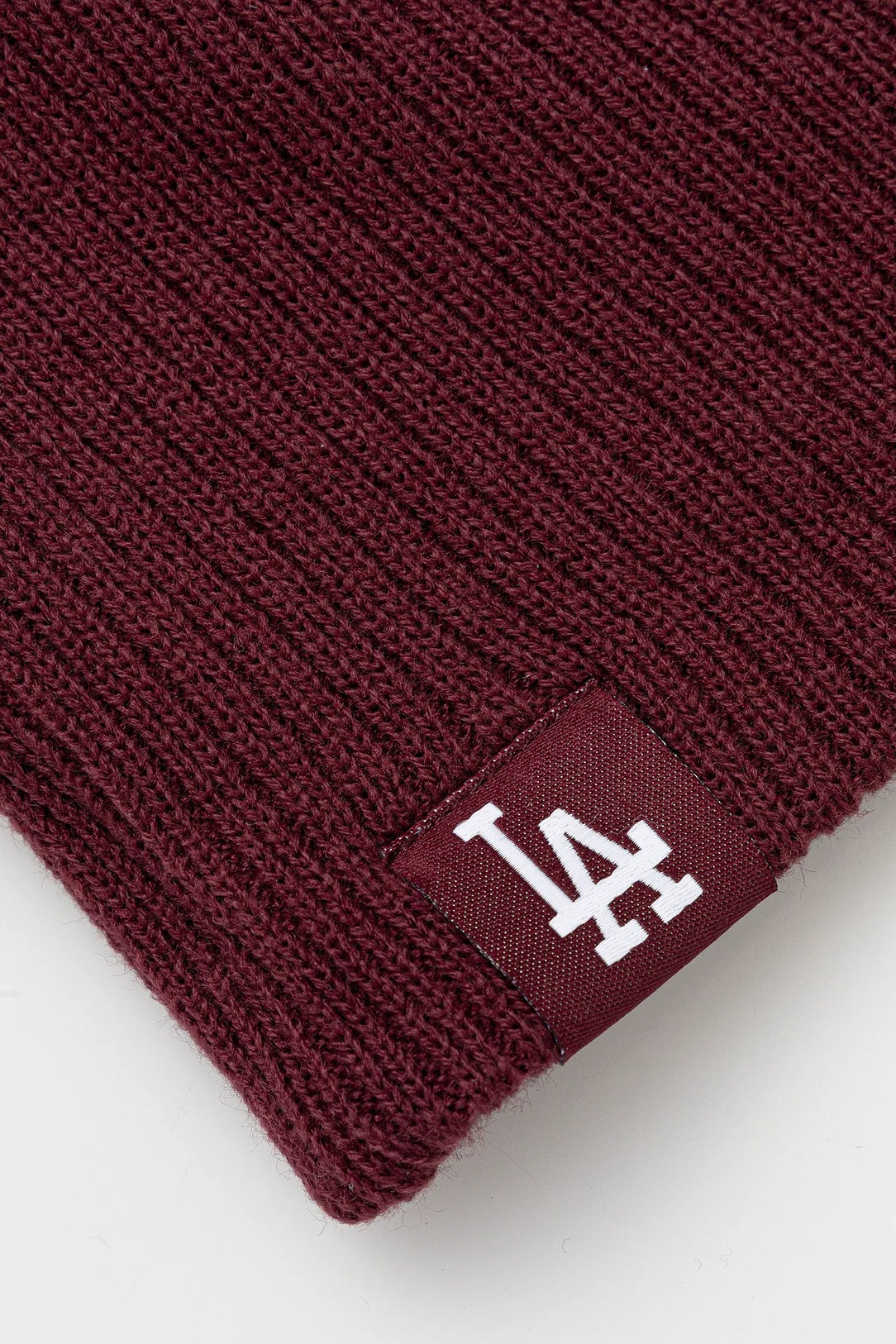 New Era Essential Skully Lo Bordeaux 60691106