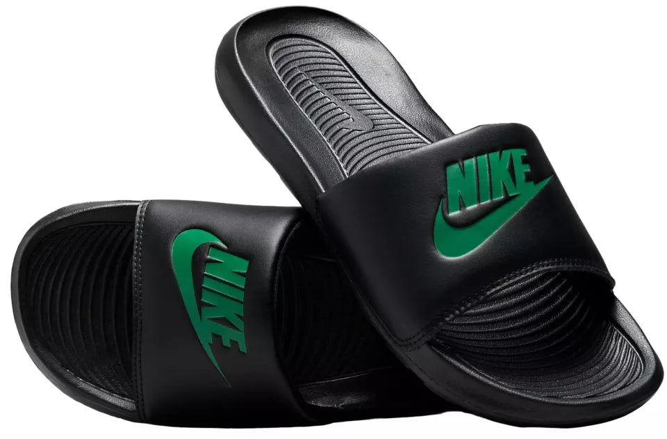 NIKE VICTORI ONE BLACK/MALACHITE-BLACK CN9675-016