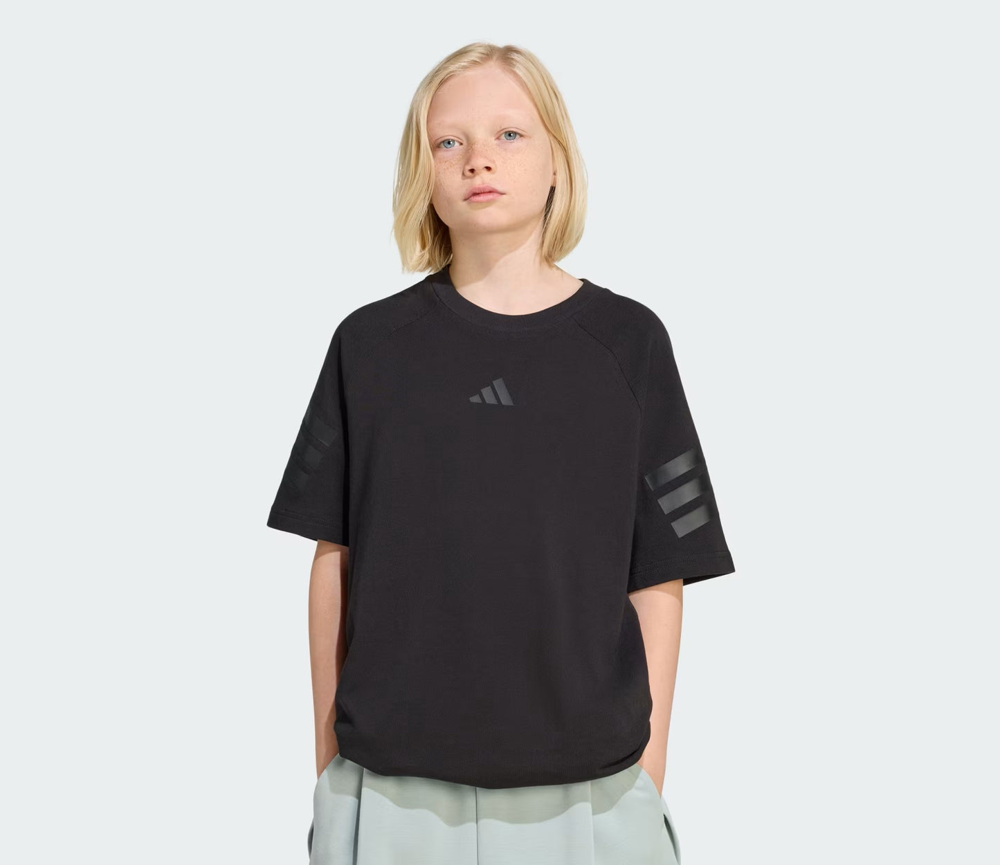 ADIDAS ADI J FI 3S TEE BLACK/BLACK KC1964