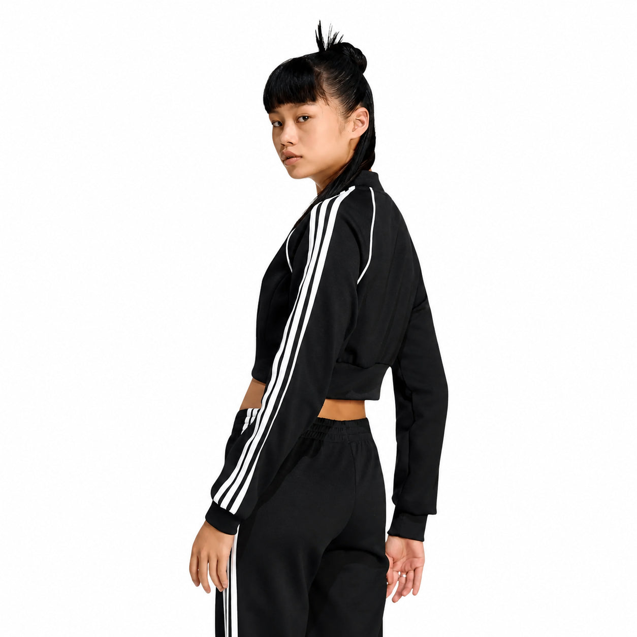 Adidas AOR SST TT Crop KQ6426 – Nero/Bianco