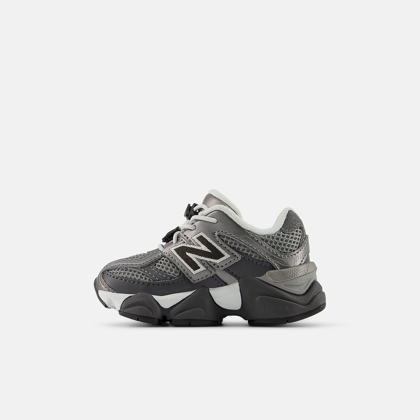 NEW BALANCE 9060 I90602W5