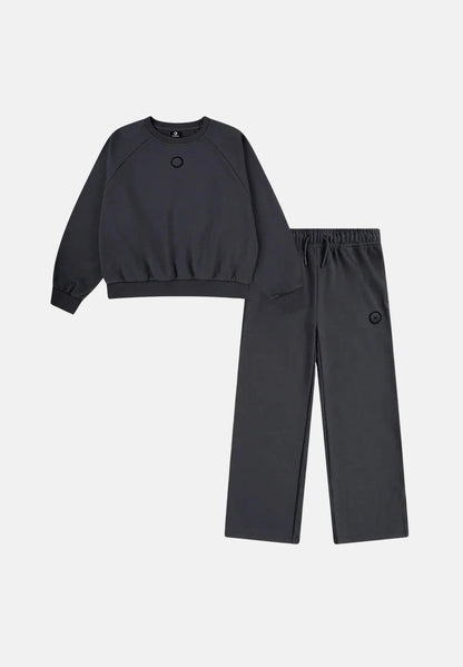 CONVERSE CNVG RAGLAN CREW & PANT SET DARK MATTER 4CH415-GDA