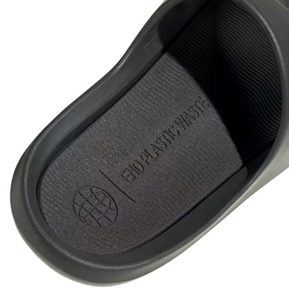 ADIDAS ADICANE SLIDE CARBON/CARBON/CBLACK HQ9915