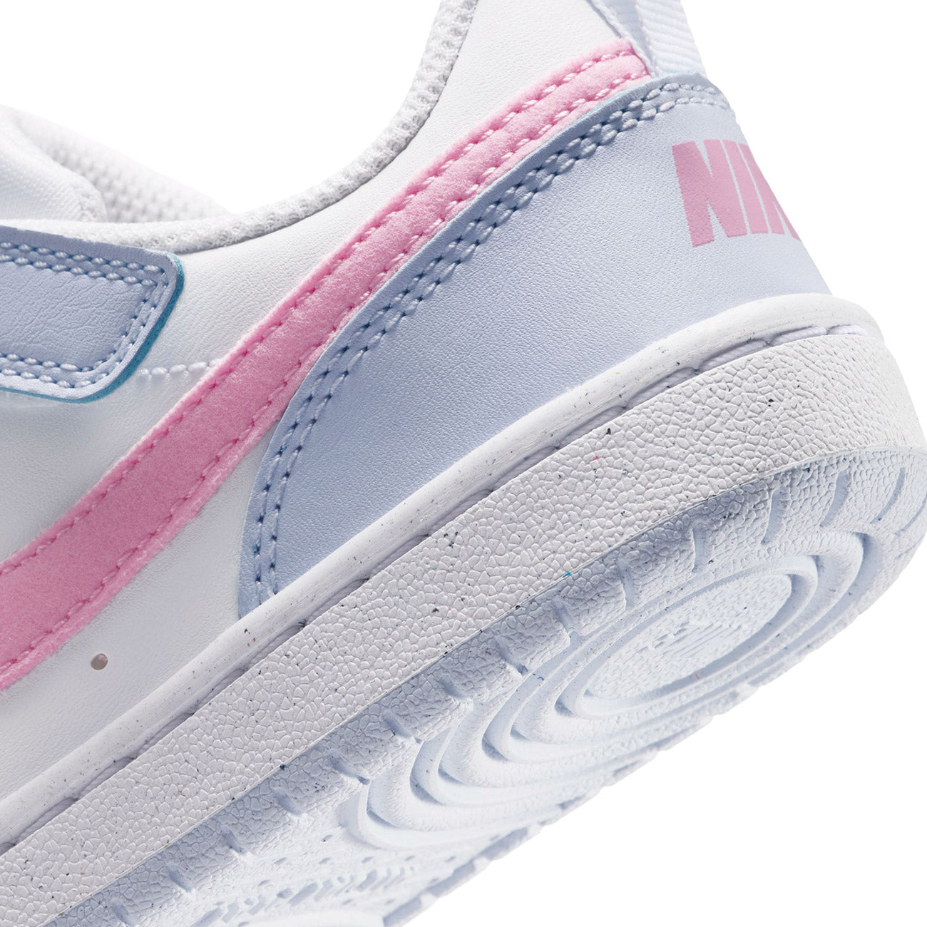 NIKE COURT BOROUGH LOW ESS+ PS WHITE/PINK RISE-FOOTBALL GREY IQ2726-101