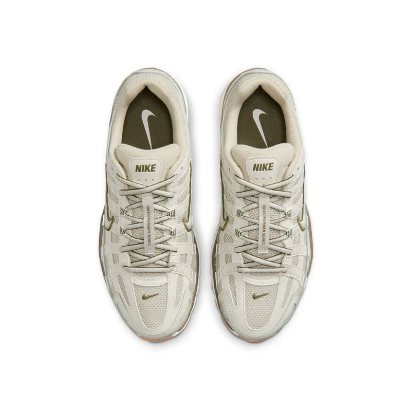 NIKE W NIKE P-6000 LT BONE/SAIL-PHANTOM-MED OLIVE-GUM YELLOW BV1021-016