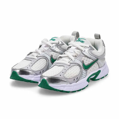 NIKE V5 RNR LACE (PS) WHITE/MALACHITE-VAST GREY-MTLC SILVER-PENCIL P IR2305-107