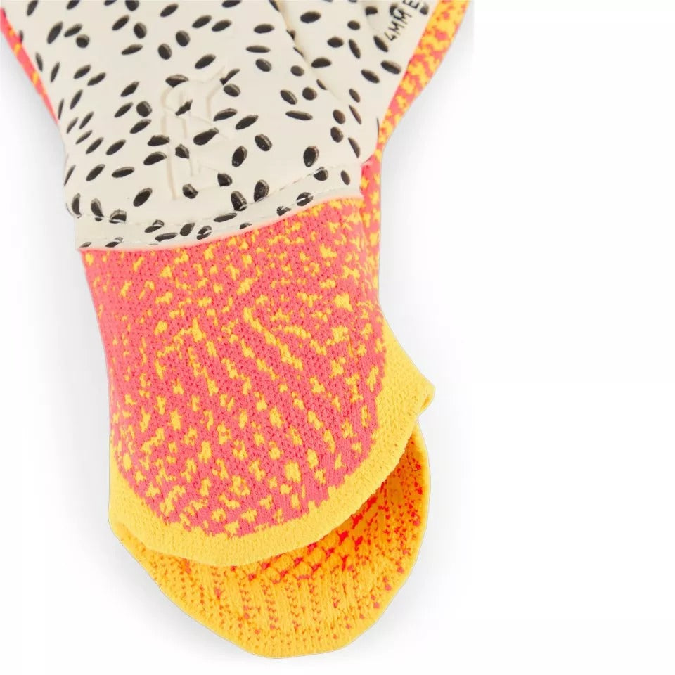 PUMA FUTURE ULTIMATE NC SUNSET GLOW-SUN STREAM-BLACK 041923-02