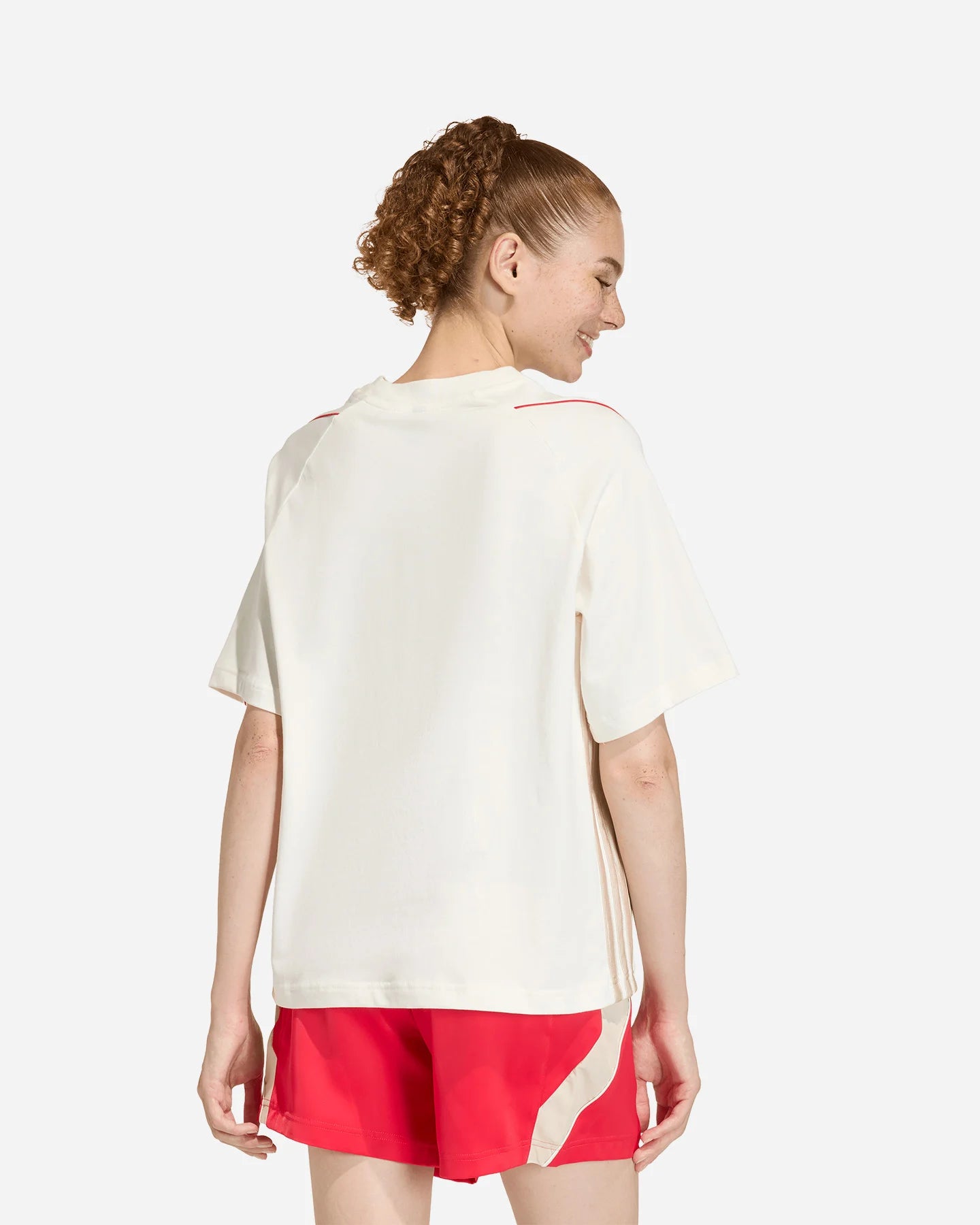 ADIDAS W STADIUM TEE OWHITE/PURRUB/CRLI KB4282