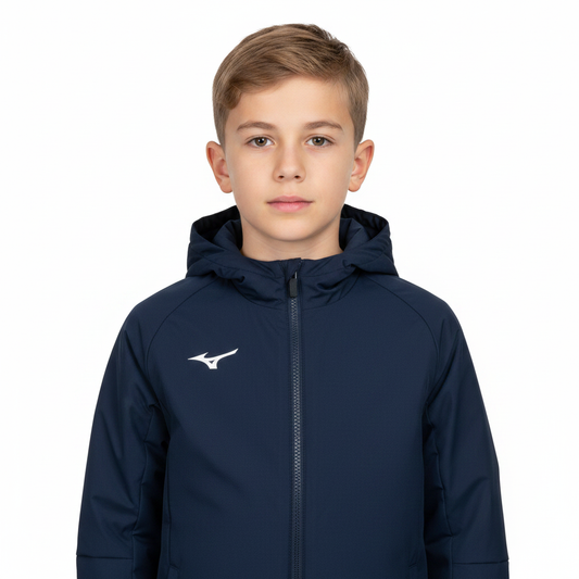 Mizuno Team Club Jacket JNR giacca blu navy indossata da ragazzo mezzo busto