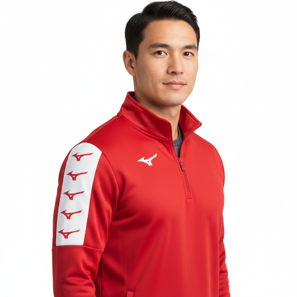 Mizuno Team Nara Training Top maglia rossa indossata da atleta mezzo busto