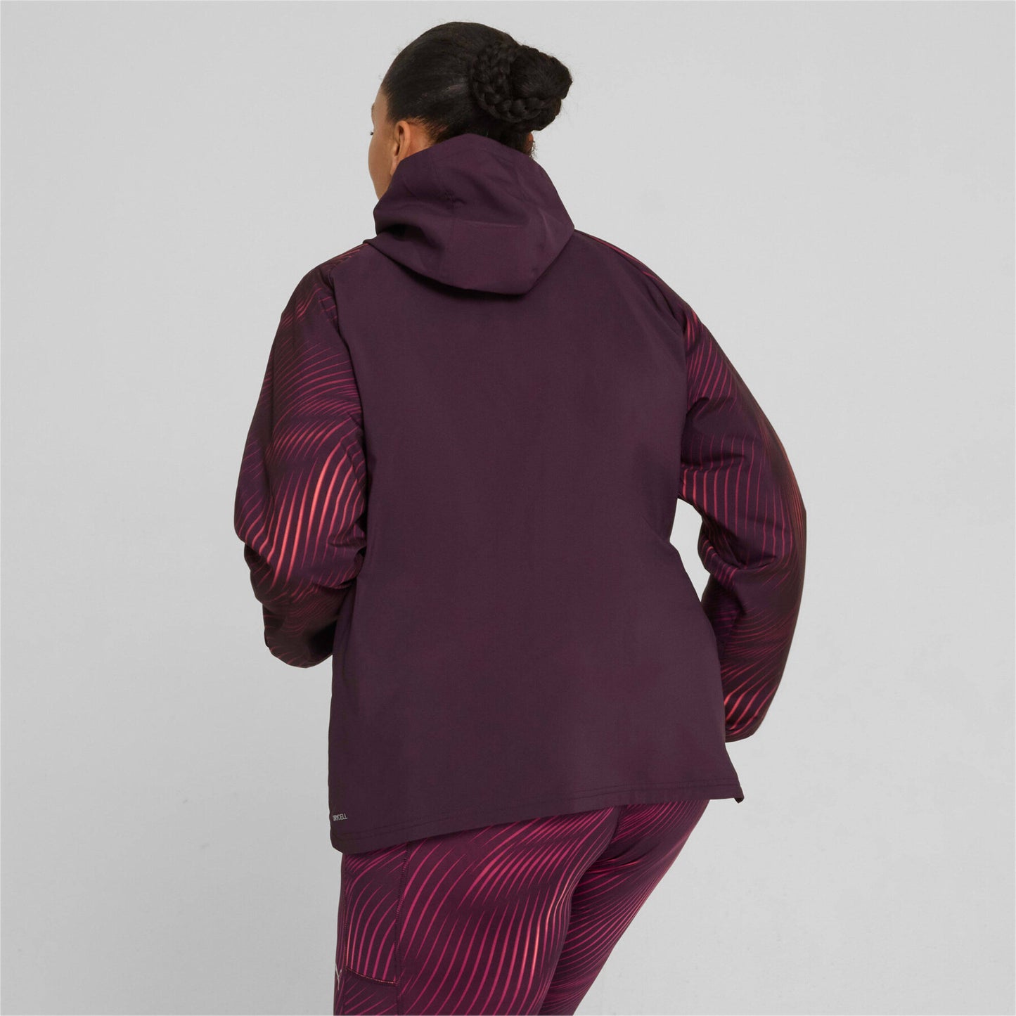PUMA RUN FAVORITE AOP WOVEN JACKET W MIDNIGHT PLUM-AOP 524035-44