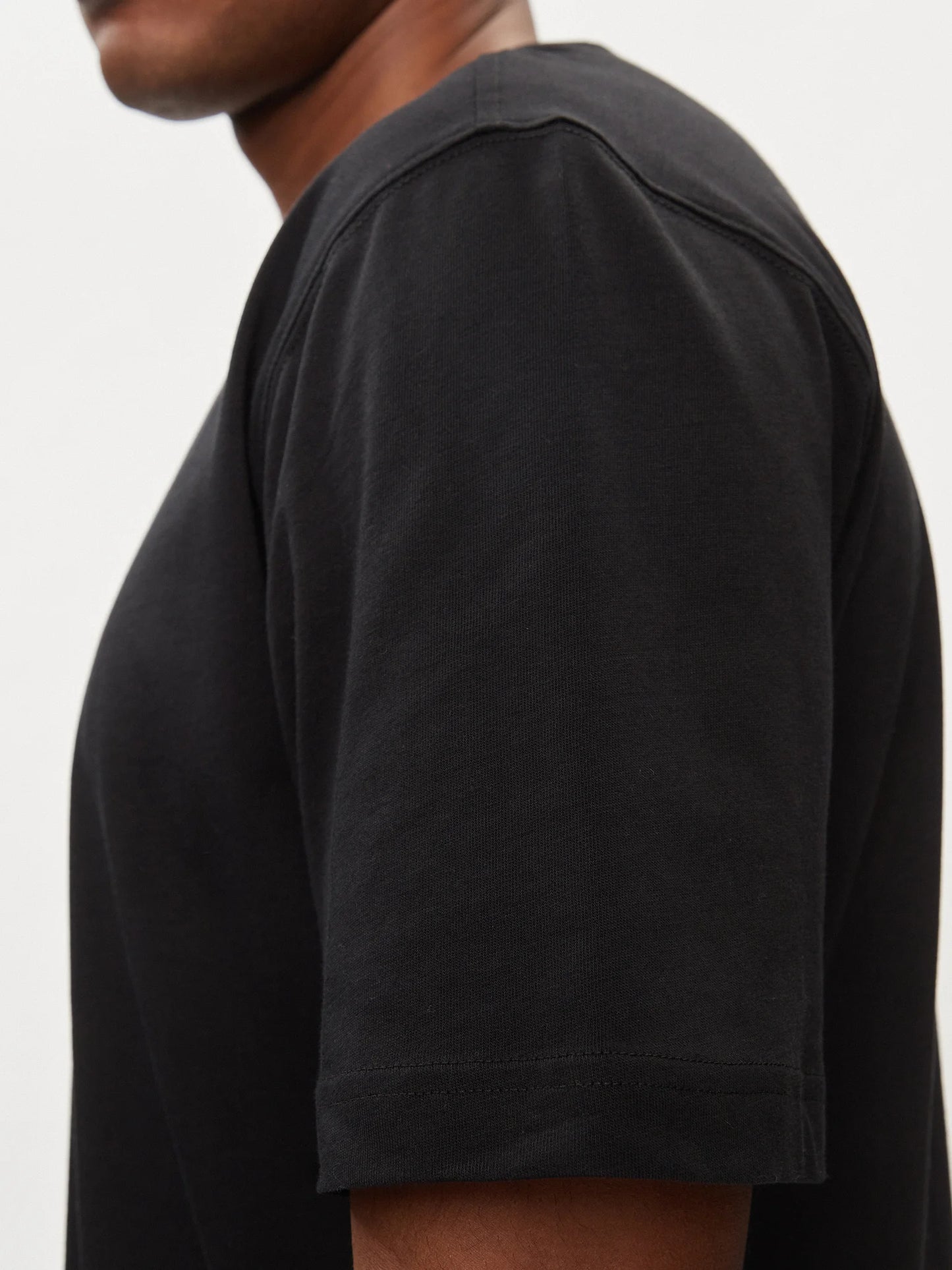 ADIDAS AOR TREFOIL T-SHIRT BLACK IU2364