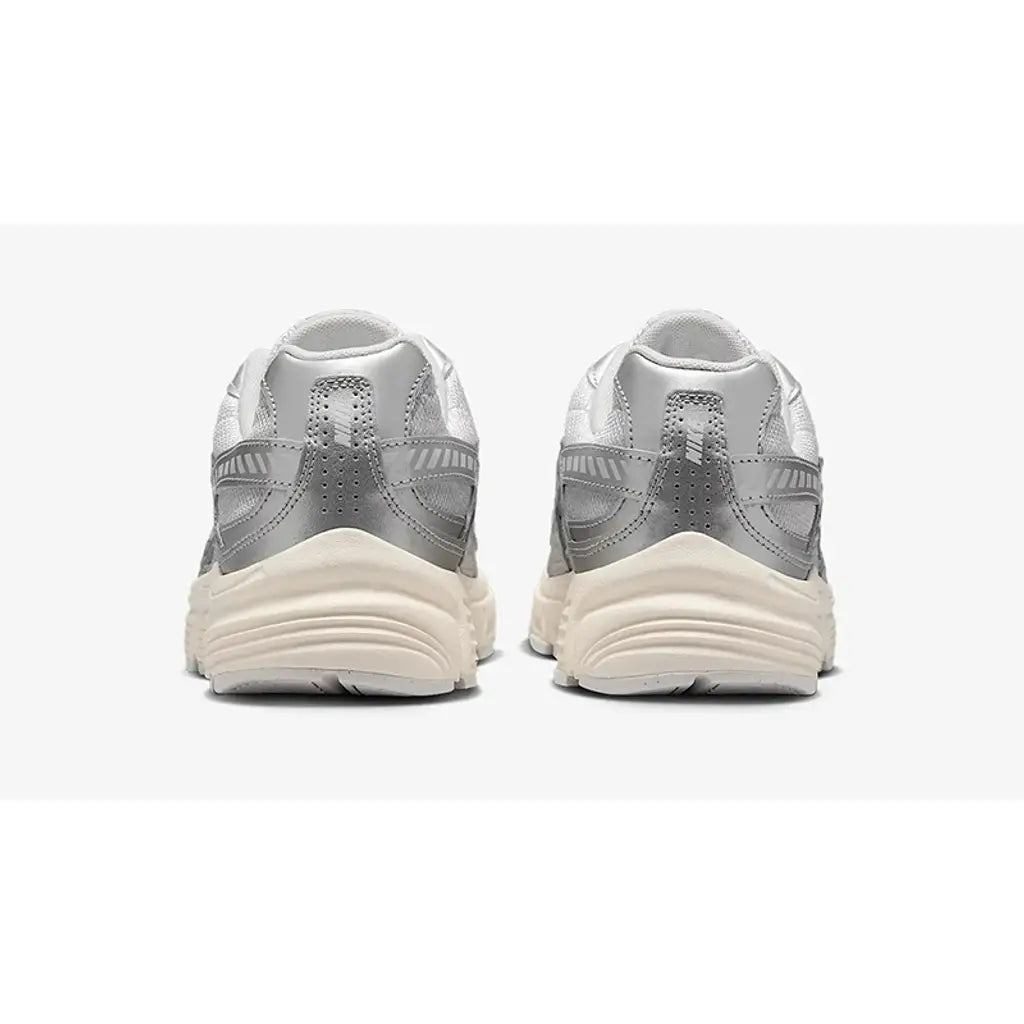 NIKE INITIATOR IB4483-078