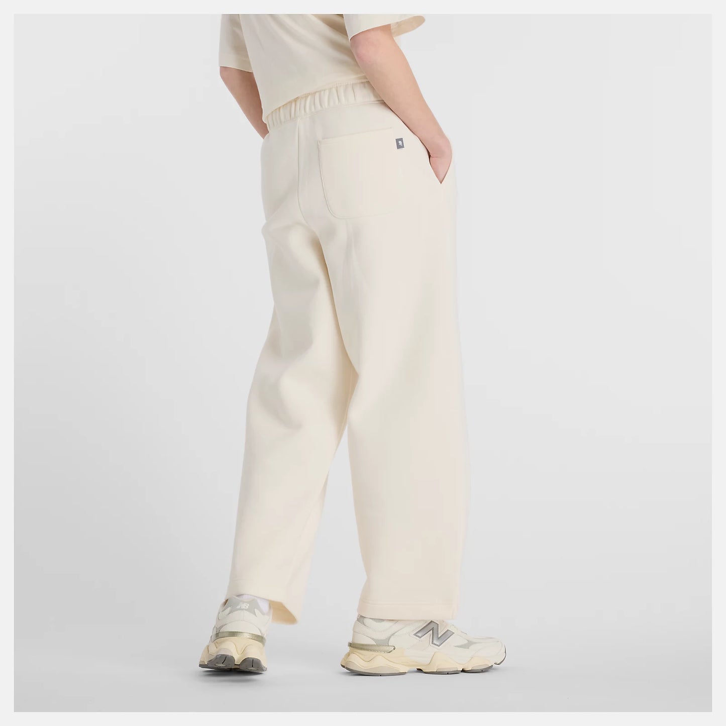 NEW BALANCE NEW LINEAR HERITAGE FLEECE BARREL LEG PANT - PERMAFROST WP53500PEF