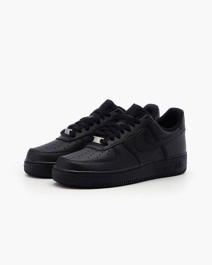Nike AIR FORCE 1 '07 scarpe in pelle total black uomo nero CW2288-001