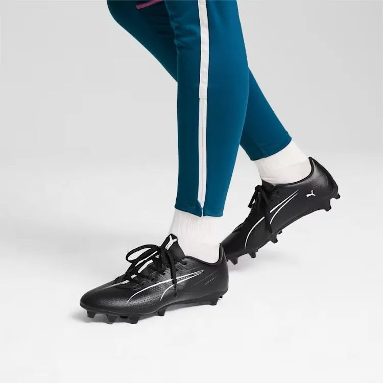PUMA ULTRA 5 PLAY FG/AG PUMA BLACK-PUMA WHITE 107689-02