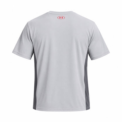 Under Armour UA Tech Utility SS 6013801-011 – T-shirt uomo grigio chiaro a manica corta in tessuto tecnico traspirante per sport e tempo libero attivo