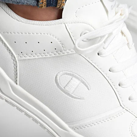 CHAMPION CLY 400 LOW CUT SHOE TRIPLE WHT S22402-WW001