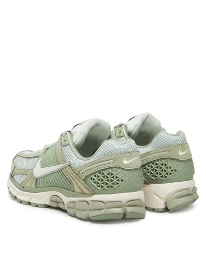 NIKE Zoom Vomero 5 HF1553-300
