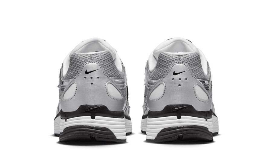 NIKE P-6000 METALLIC SILVER/METALLIC SILVER-SAIL CN0149-001