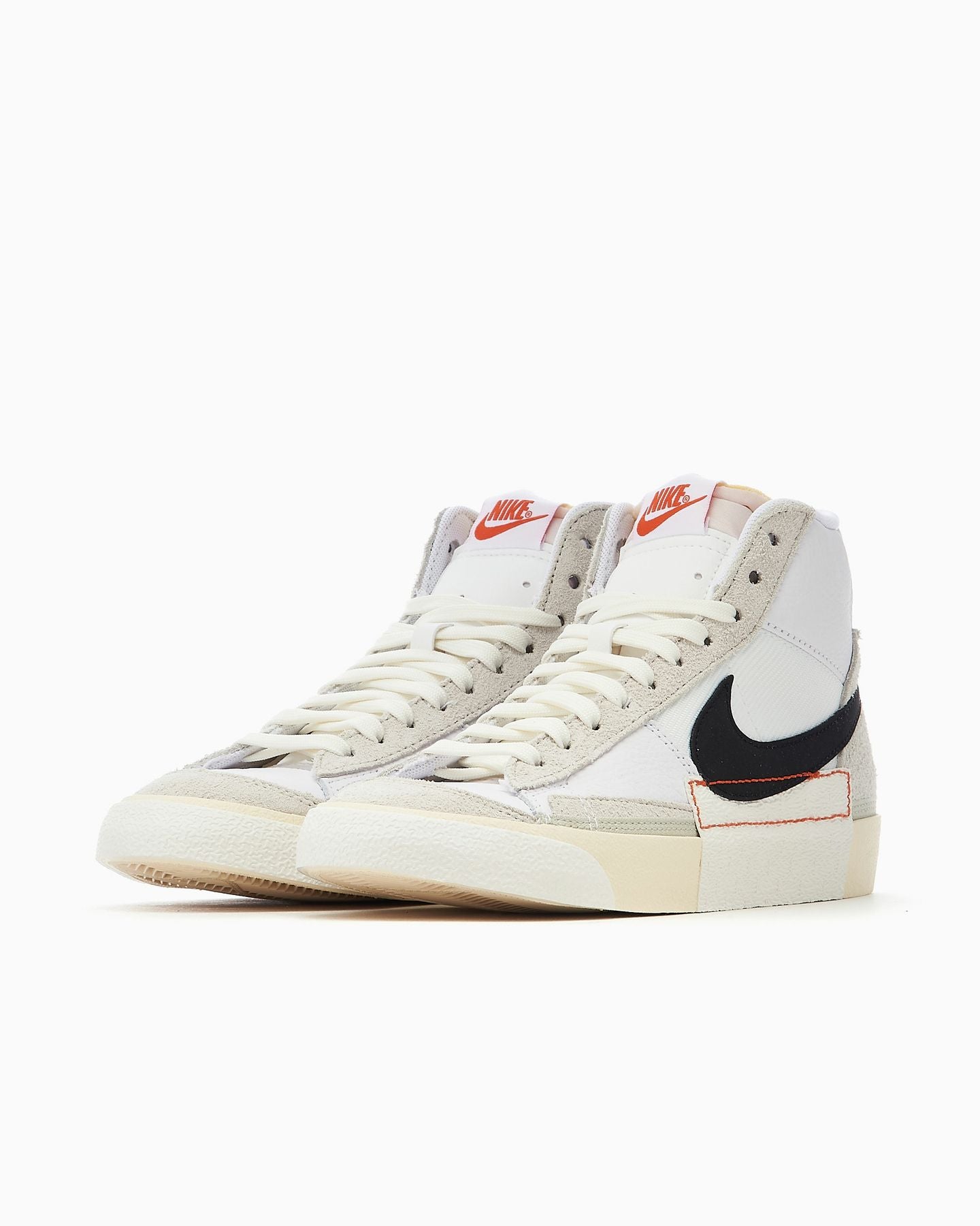 Nike Blazer Mid Pro Club WHITE/BLACK-LIGHT BONE-SUMMIT WHITE DQ7673-100
