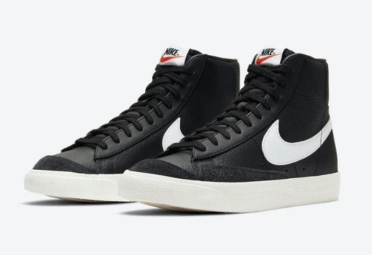 Nike Blazer Mid '77 Vintage BLACK/WHITE-SAIL scarpe basket uomo pelle nero/bianco BQ6806-002