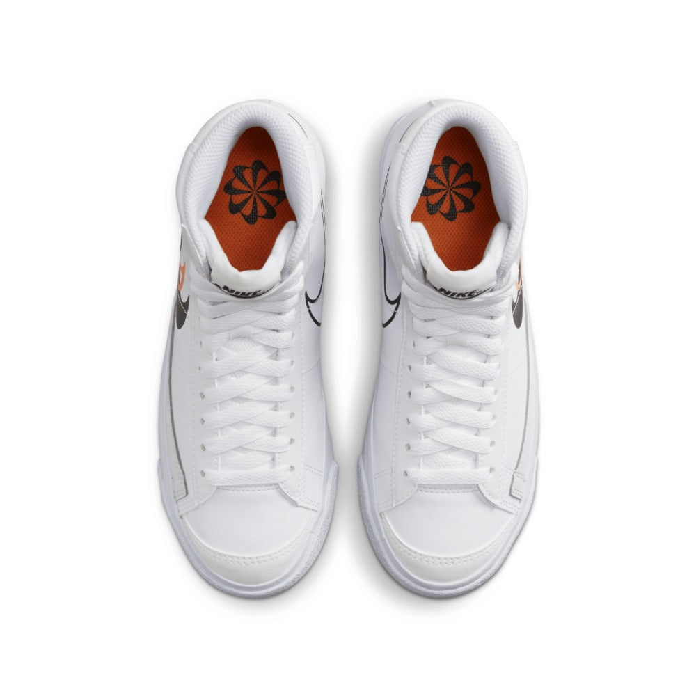 NIKE BLAZER MID NN GS WHITE/BLACK-BRIGHT MANDARIN-MEDIUM ASH FN7788-100