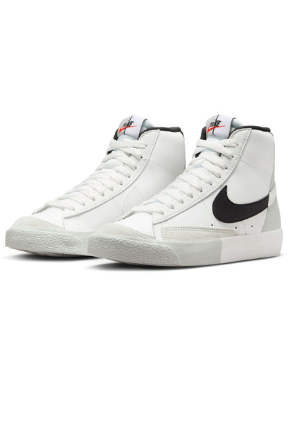 Nike Blazer Mid '77 SE SUMMIT WHITE/BLACK-LIGHT SILVER FN6937-100