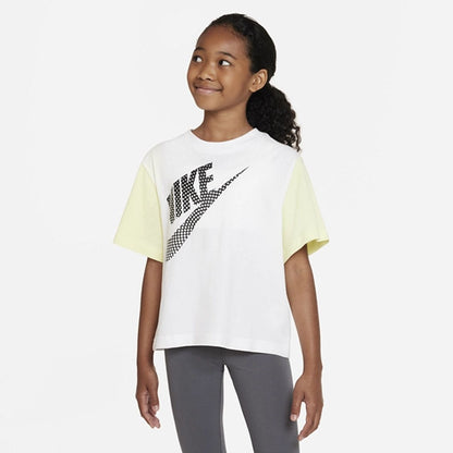 G NSW TEE ESSNTL BOXY TEE DNC WHITE/LUMINOUS GREEN DZ4621-100