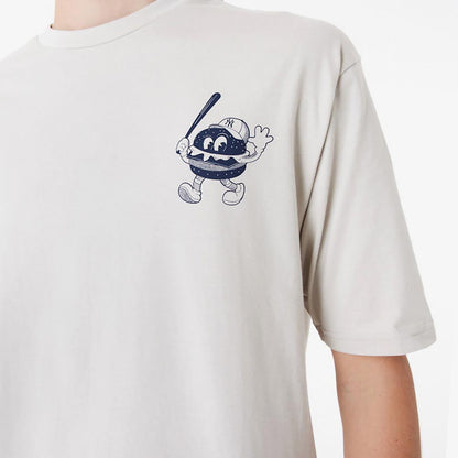 NEE MLB FOOD GRAPHIC OS TEE NEYYAN  STNNVY LIGHT BEIGE 60435533