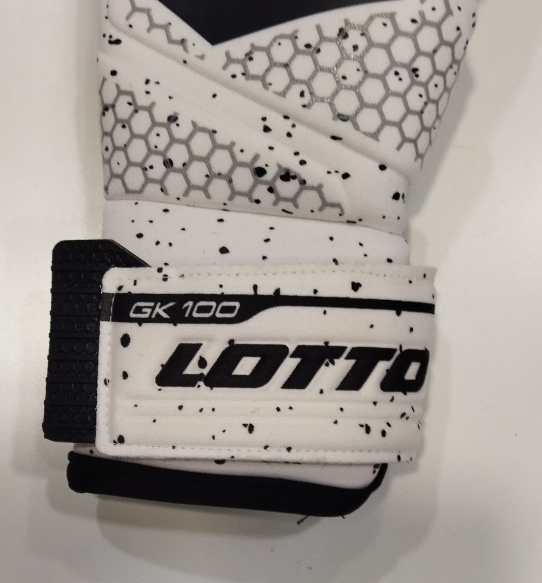 GLOVE GK 100	ALL WHITE/ALL BLACK 217088-1I5