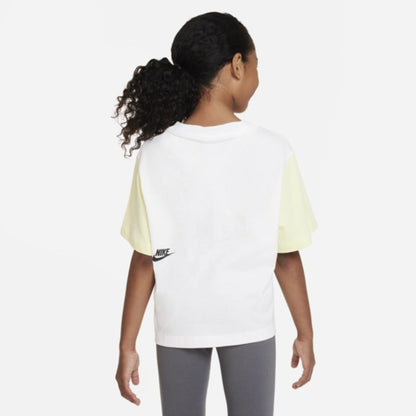 G NSW TEE ESSNTL BOXY TEE DNC WHITE/LUMINOUS GREEN DZ4621-100