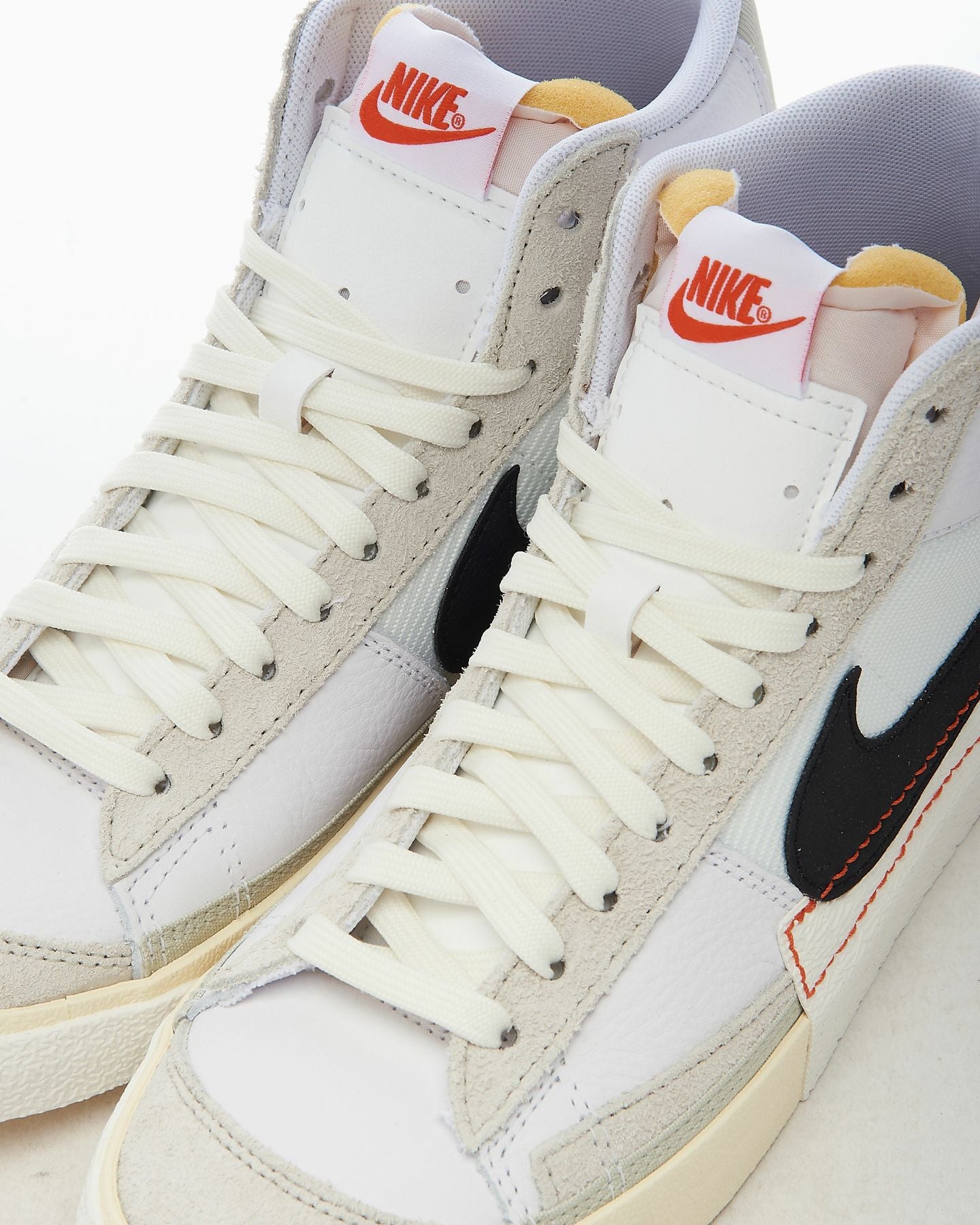 Nike Blazer Mid Pro Club WHITE/BLACK-LIGHT BONE-SUMMIT WHITE DQ7673-100