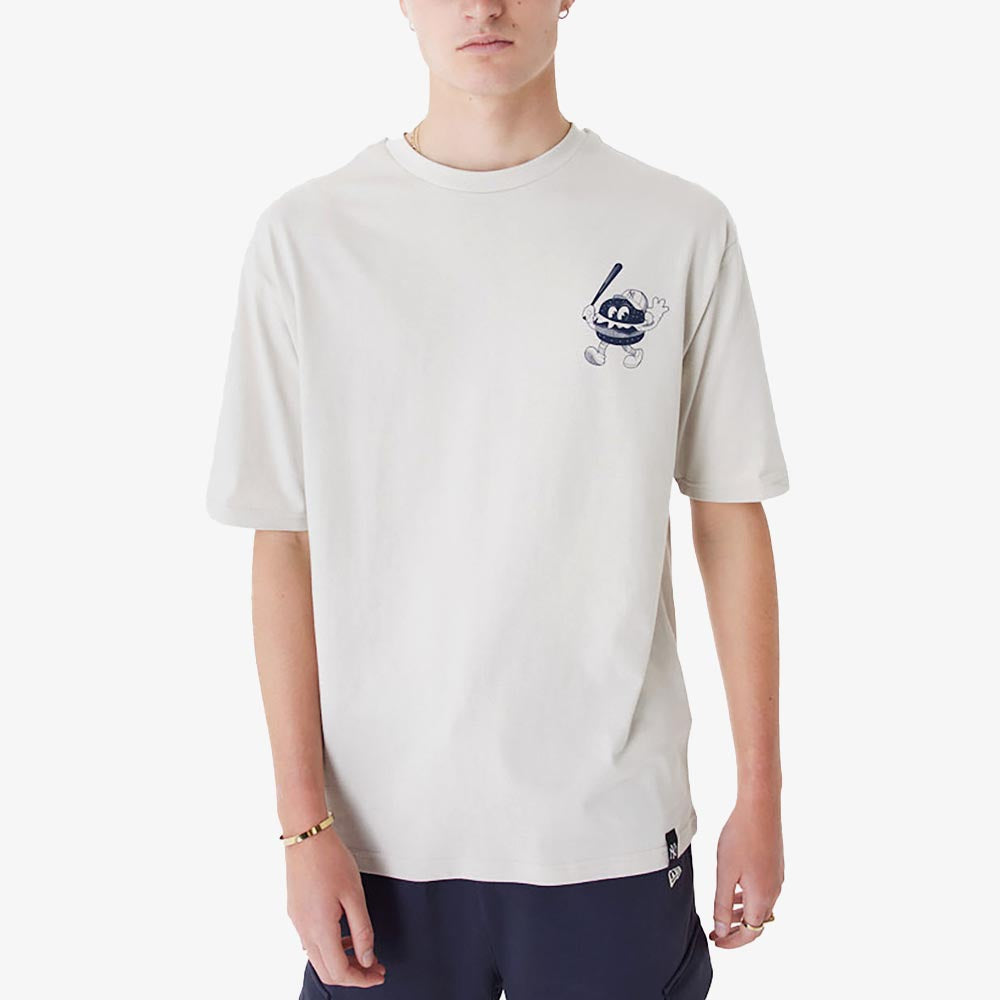 NEE MLB FOOD GRAPHIC OS TEE NEYYAN  STNNVY LIGHT BEIGE 60435533