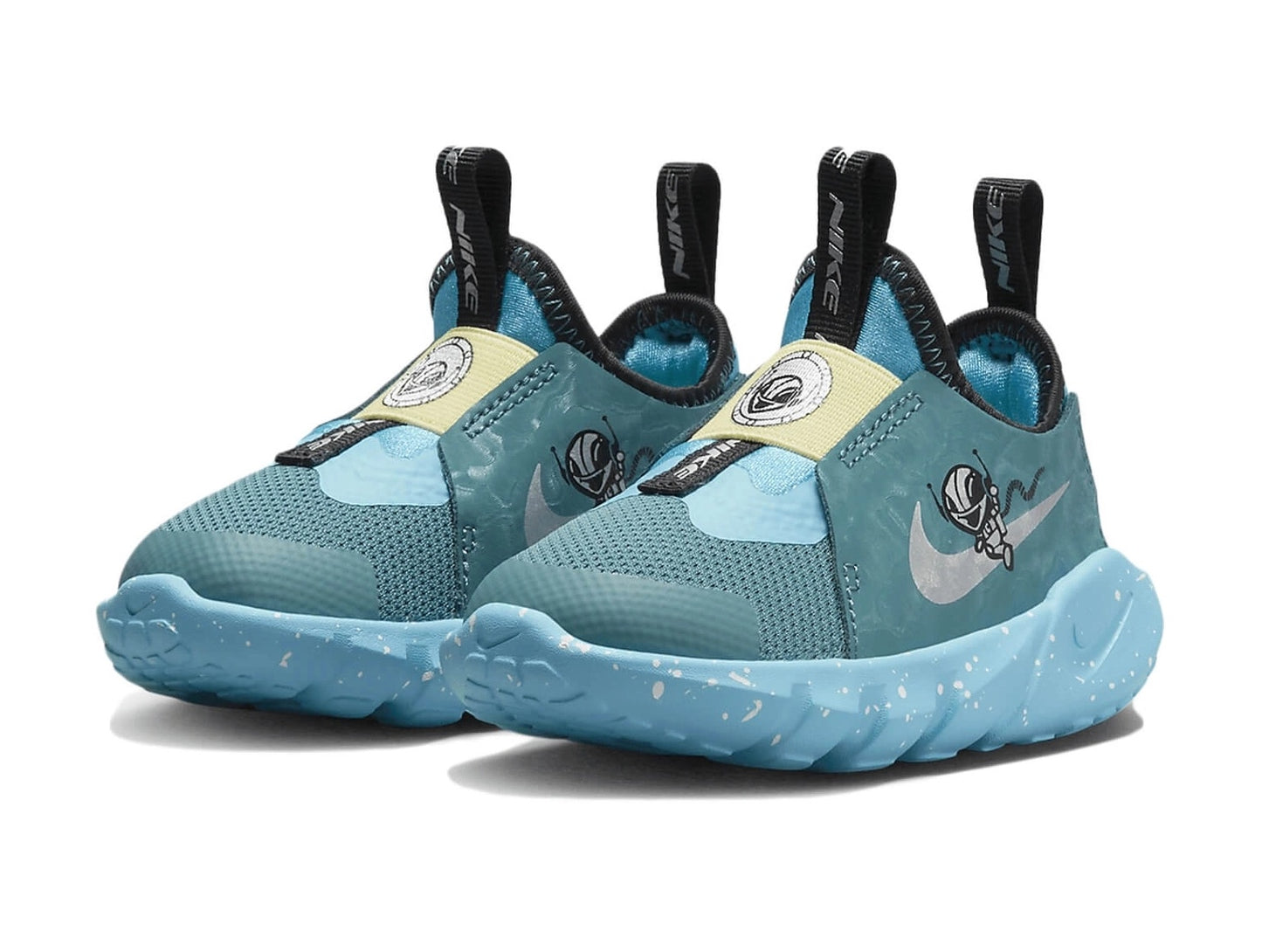 DV3102-300 - Scarpe - NIKE