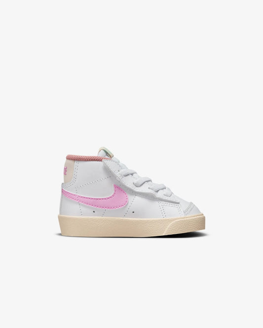 Nike Blazer Mid '77 WHITE/PINK SPELL-GUAVA ICE-JADE ICE DZ2902-100