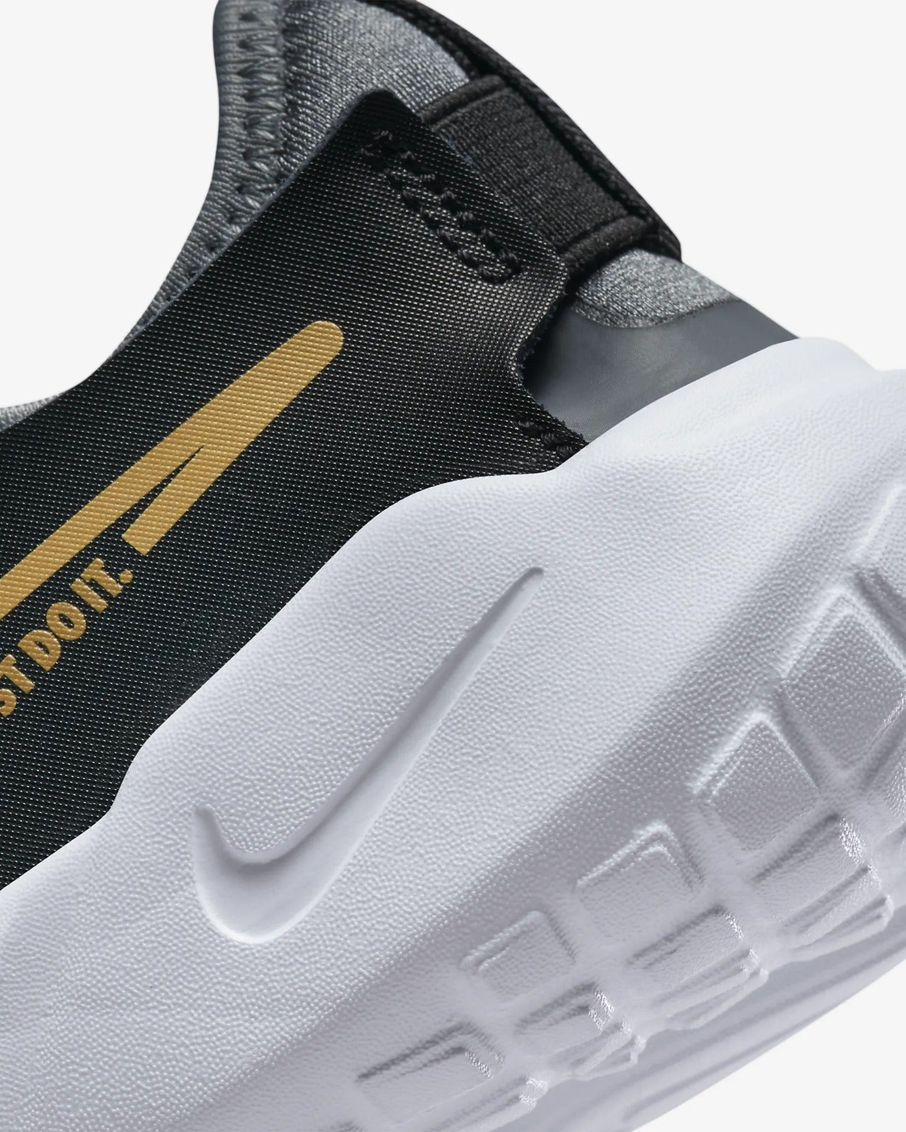 DJ6040-007 Nike Flex Runner 2 BLACK/METALLIC GOLD-COOL GREY-WHITE