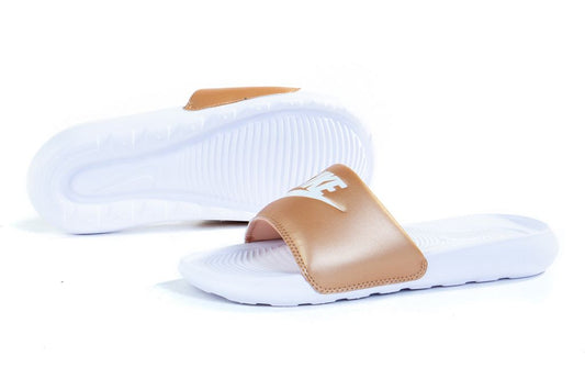 Nike Victori One MTLC RED BRONZE/WHITE-WHITE CN9677-900